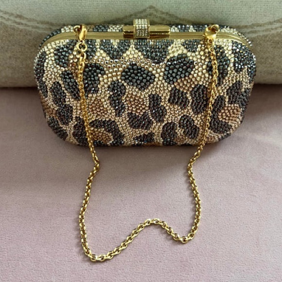 JUDITH LEIBER LEOPARD-PRINT FINE-CRYSTAL EMBELLISHED CLUTCH (AUTHENTIC) - Picture 4 of 11